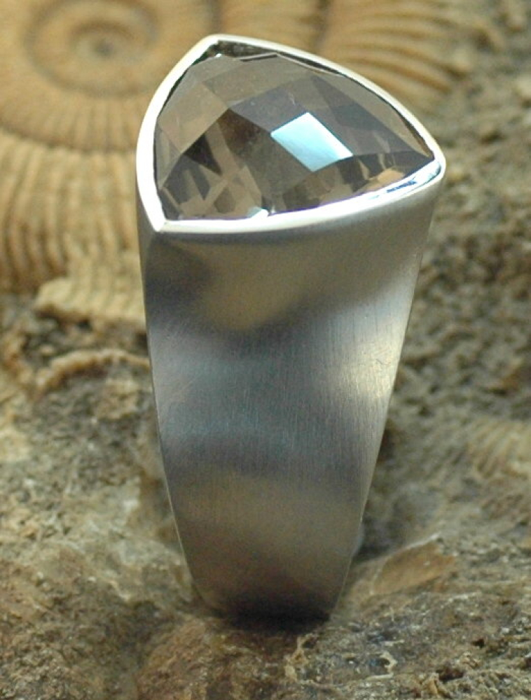 Rauchquarz Ring 15x15 mm tria.